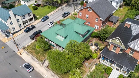 325 New Street N Staunton VA 24401