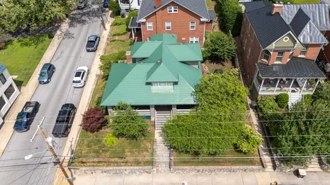 325 New Street N Staunton VA 24401