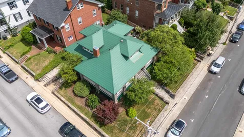 325 New Street N Staunton VA 24401