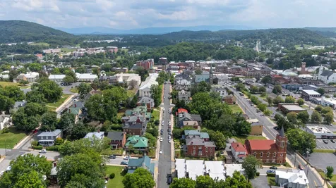 325 New Street N Staunton VA 24401