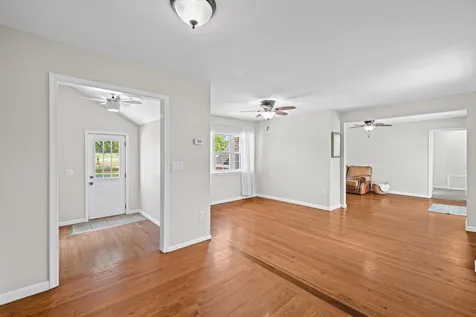 2645 Lyndhurst Road Waynesboro VA 22980