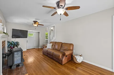 2645 Lyndhurst Road Waynesboro VA 22980