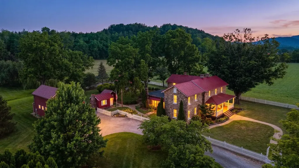 197 Union Hall School Lane Swoope VA 24479
