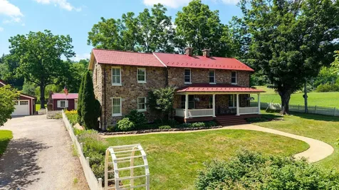 197 Union Hall School Lane Swoope VA 24479