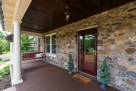 197 Union Hall School Lane Swoope VA 24479