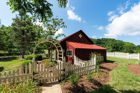 197 Union Hall School Lane Swoope VA 24479