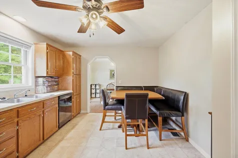 1836 Harvard Road Waynesboro VA 22980