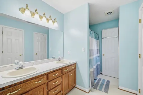 1836 Harvard Road Waynesboro VA 22980