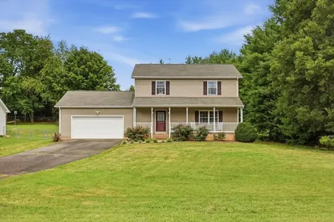 1836 Harvard Road Waynesboro VA 22980