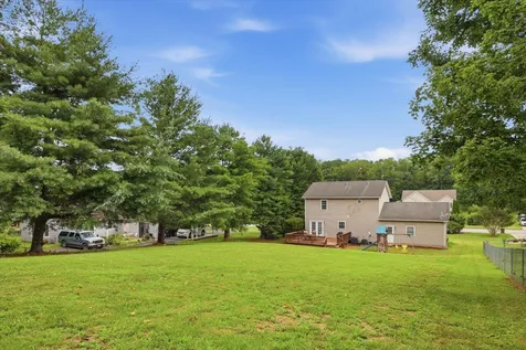 1836 Harvard Road Waynesboro VA 22980