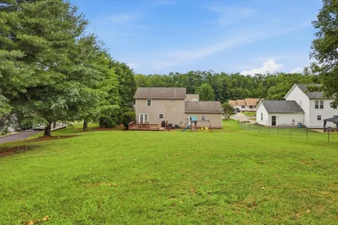 1836 Harvard Road Waynesboro VA 22980
