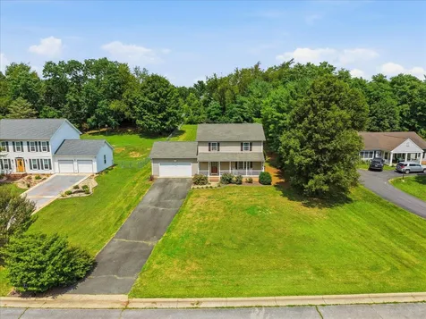1836 Harvard Road Waynesboro VA 22980