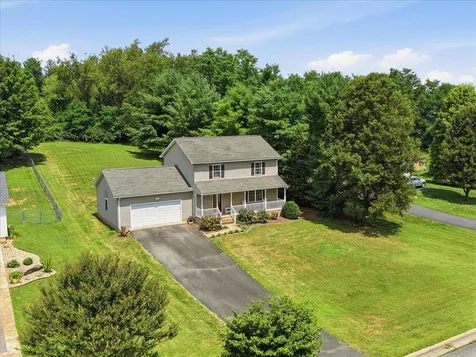 1836 Harvard Road Waynesboro VA 22980