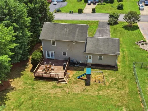 1836 Harvard Road Waynesboro VA 22980
