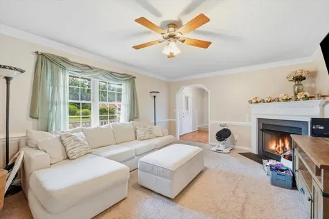 1836 Harvard Road Waynesboro VA 22980