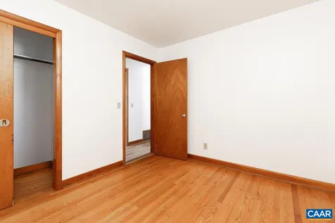 814 Virginia Avenue Harrisonburg VA 22802