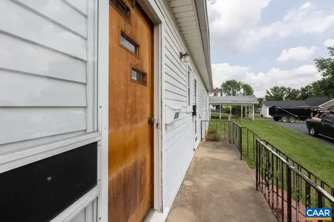 814 Virginia Avenue Harrisonburg VA 22802