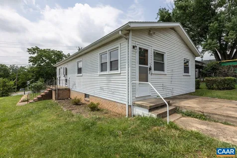 814 Virginia Avenue Harrisonburg VA 22802