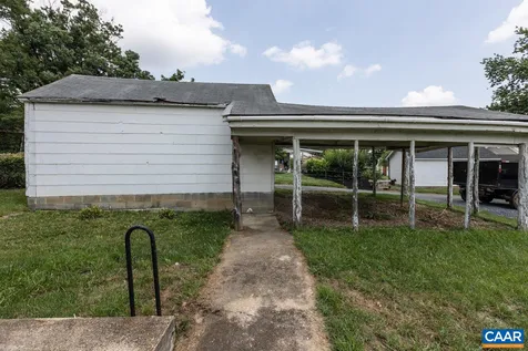 814 Virginia Avenue Harrisonburg VA 22802