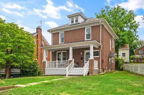 224 Florence Avenue Waynesboro VA 22980