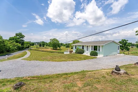 2627 Minie Ball Lane Keezletown VA 22832