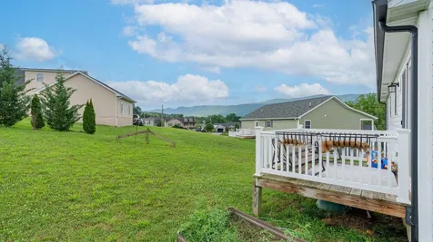 235 Locustdale Loop Shenandoah VA 22849