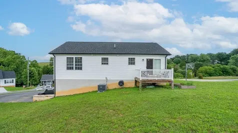 235 Locustdale Loop Shenandoah VA 22849