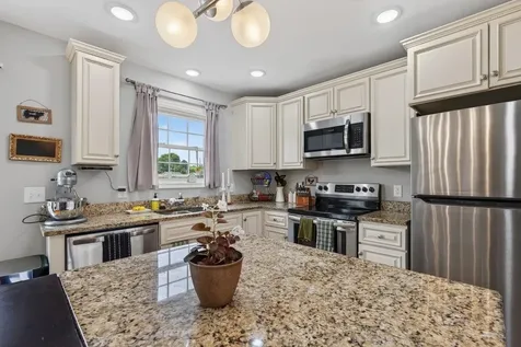 235 Locustdale Loop Shenandoah VA 22849