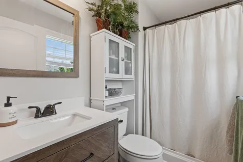 235 Locustdale Loop Shenandoah VA 22849
