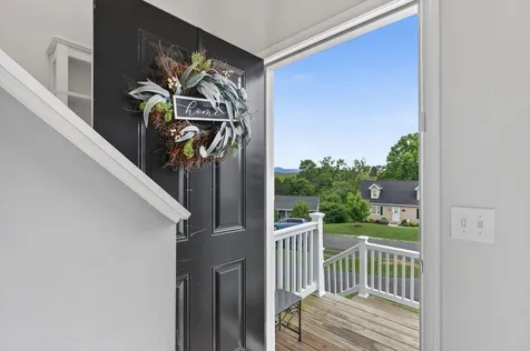 235 Locustdale Loop Shenandoah VA 22849