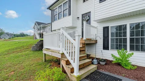235 Locustdale Loop Shenandoah VA 22849