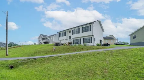 235 Locustdale Loop Shenandoah VA 22849