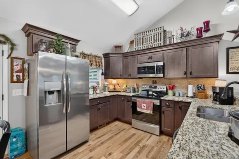 5215 Trevino Drive Mcgaheysville VA 22840