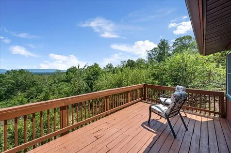 685 Maple Drive N Mt Jackson VA 22842
