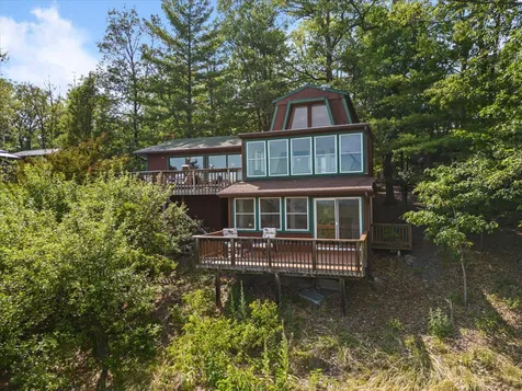 685 Maple Drive N Mt Jackson VA 22842
