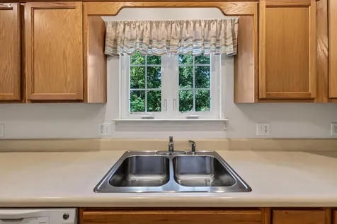 513 Hickory Grove Circle Harrisonburg VA 22801