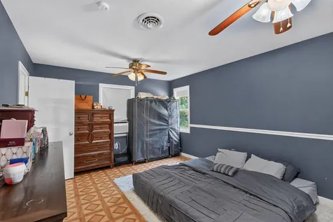 1200 Wahnona Avenue Shenandoah VA 22849