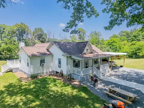 1200 Wahnona Avenue Shenandoah VA 22849