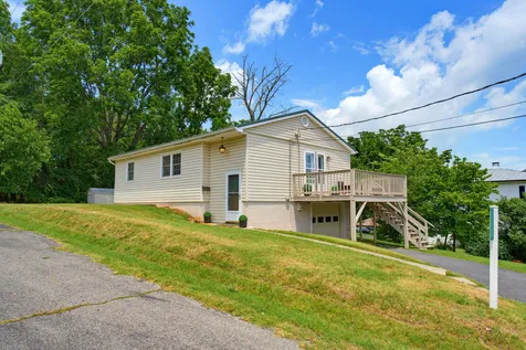 112 Bellview Street Staunton VA 24401