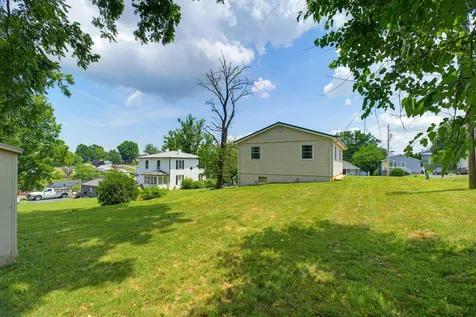 112 Bellview Street Staunton VA 24401