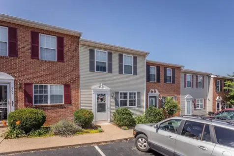 811 Northfield Court Harrisonburg VA 22802