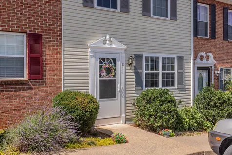 811 Northfield Court Harrisonburg VA 22802