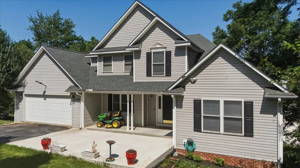 3986 Dixie Ridge Run Road Penn Laird VA 22846