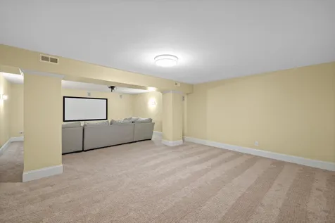 326 Claremont Avenue Rockingham VA 22801