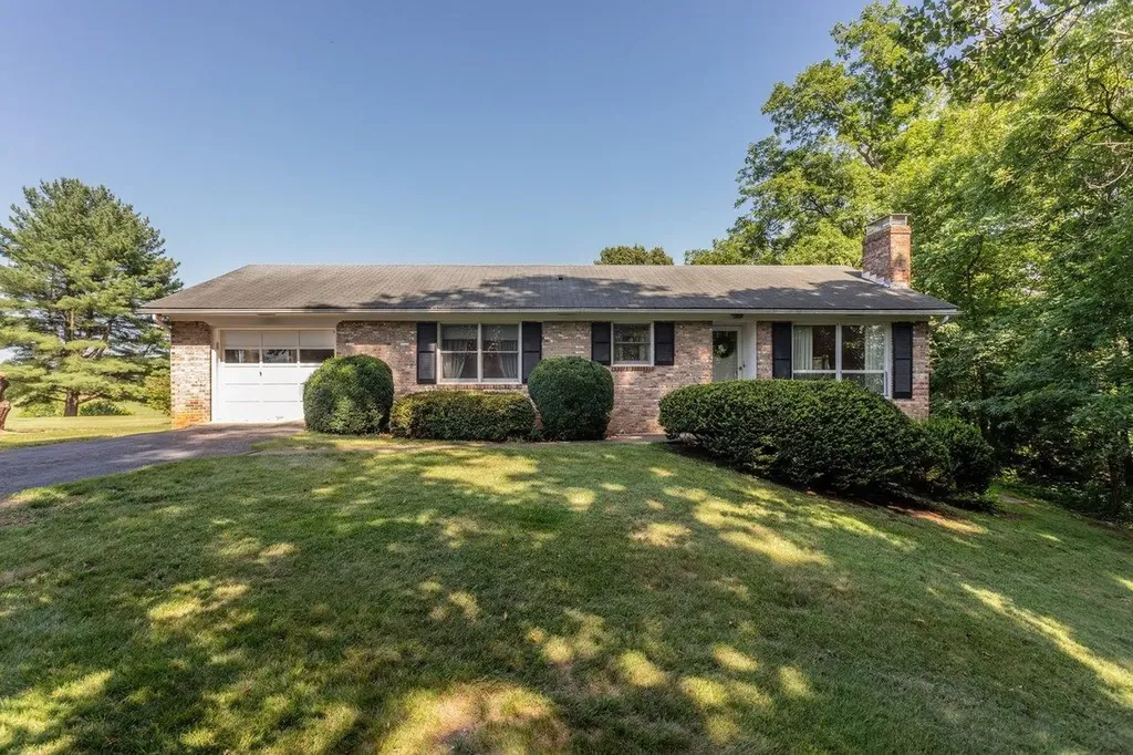 6765 Vista Heights Road Bridgewater VA 22812