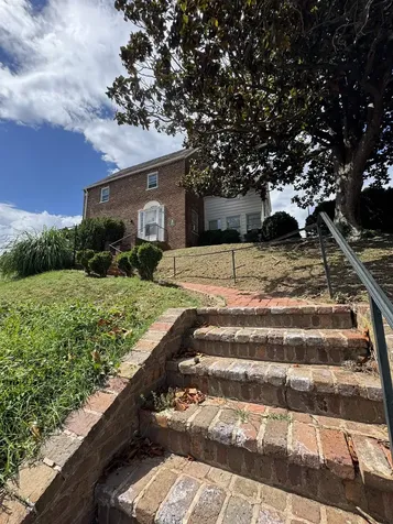 249 Sycamore Street Staunton VA 24401