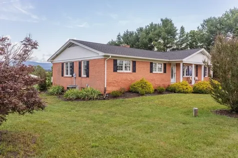 3604 Waverly Heights Elkton VA 22827