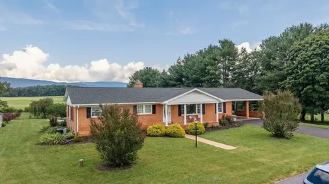 3604 Waverly Heights Elkton VA 22827