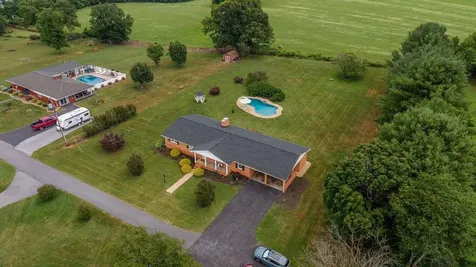 3604 Waverly Heights Elkton VA 22827