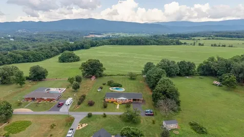 3604 Waverly Heights Elkton VA 22827